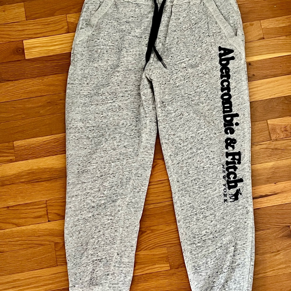 Abercrombie & Fitch Soft A&F Joggers -size Large